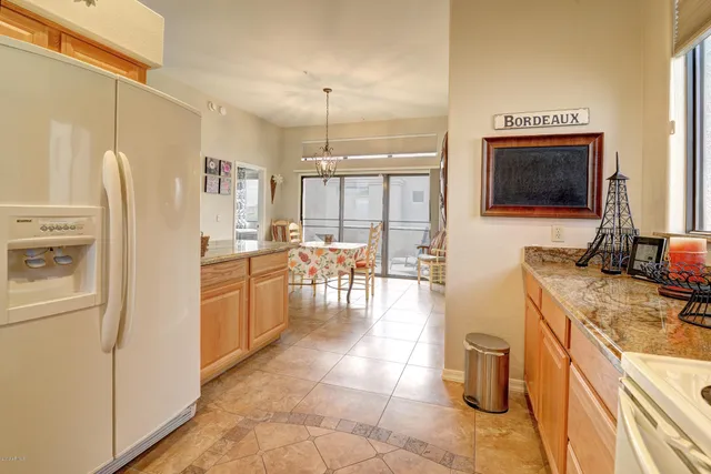 $4,500 | 13606 North Cambria Drive, Unit 208, Fountain Hills, AZ 85268