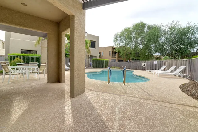 $4,500 | 13606 North Cambria Drive, Unit 208, Fountain Hills, AZ 85268