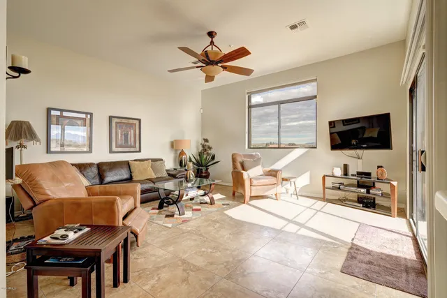 $4,500 | 13606 North Cambria Drive, Unit 208, Fountain Hills, AZ 85268