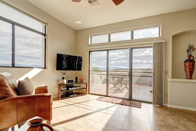 $4,500 | 13606 North Cambria Drive, Unit 208, Fountain Hills, AZ 85268