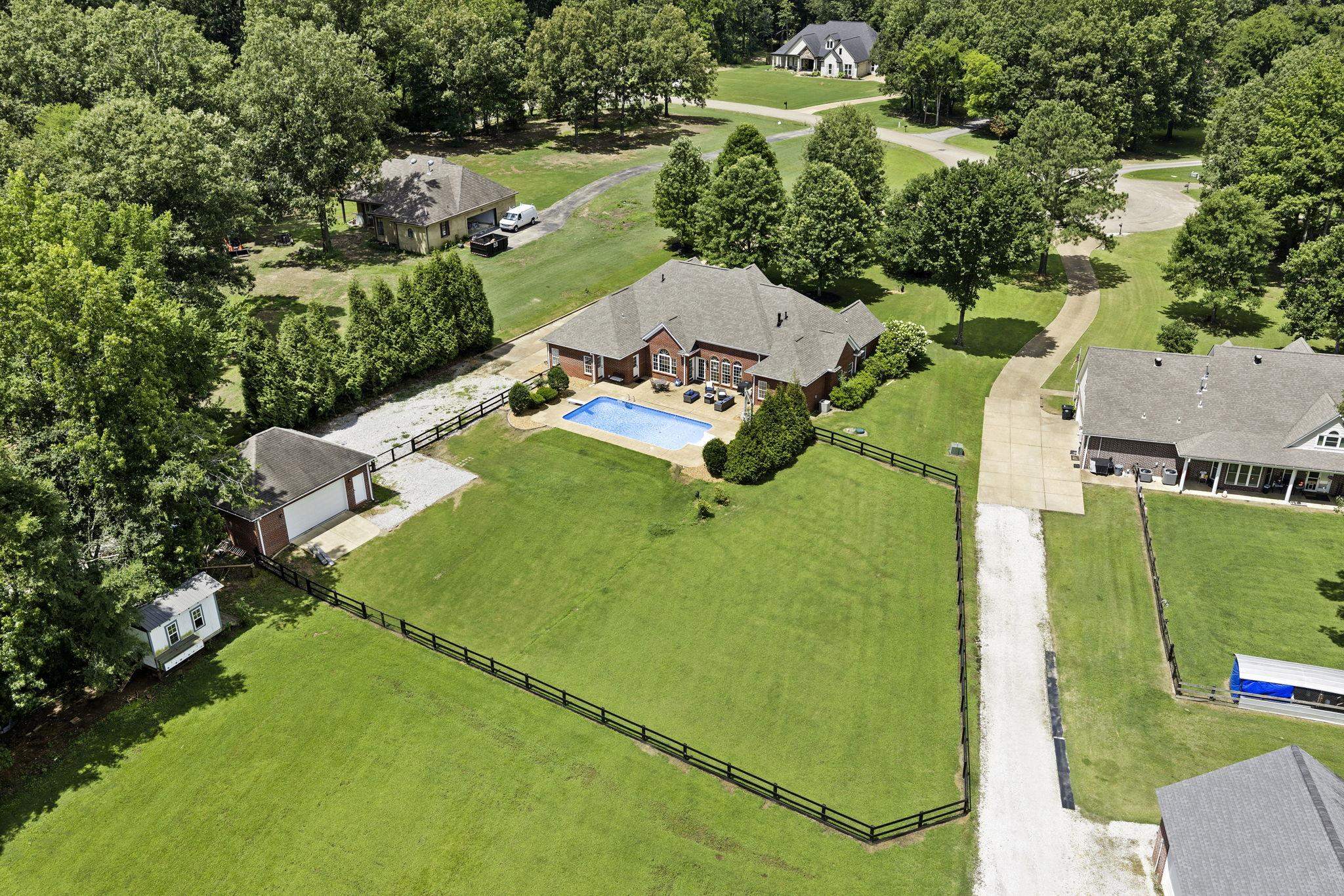 40 Macon Ridge Cove Williston, TN 38076 - Photo 2 of 40