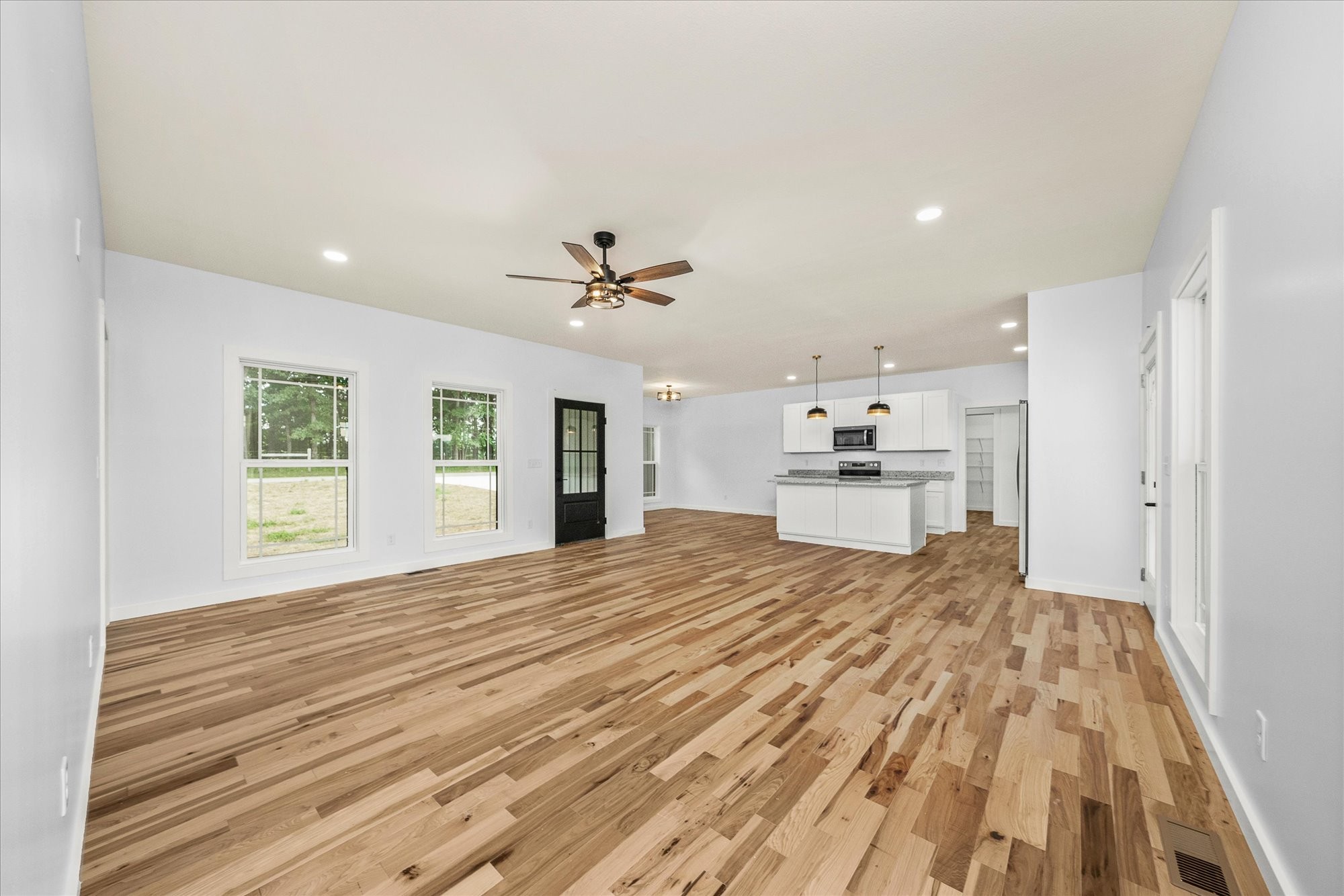 160 Bilbrey Road Livingston, TN 38570 - Photo 3 of 30 Gallery Image 3