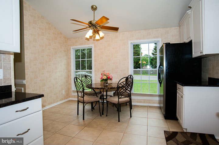 7112 Sydenstricker Road Springfield, VA 22152 - Photo 11 of 30 Kitchen