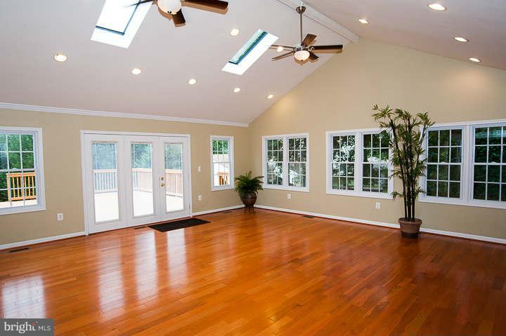 7112 Sydenstricker Road Springfield, VA 22152 - Photo 16 of 30 Family Room