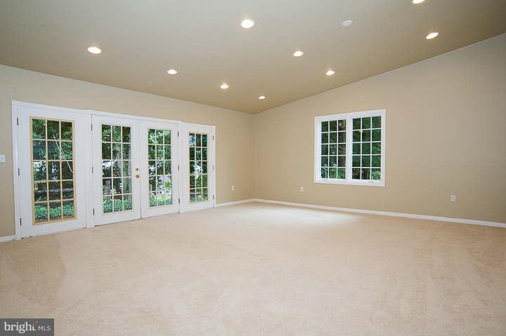 7112 Sydenstricker Road Springfield, VA 22152 - Photo 18 of 30 Interior (General)