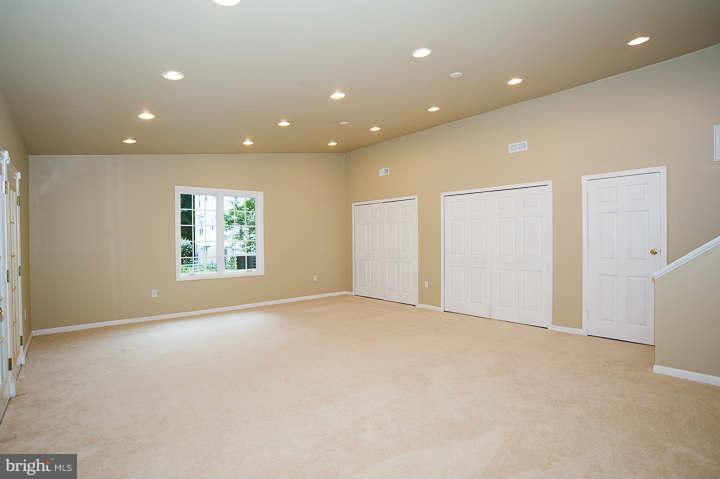 7112 Sydenstricker Road Springfield, VA 22152 - Photo 19 of 30 Interior (General)