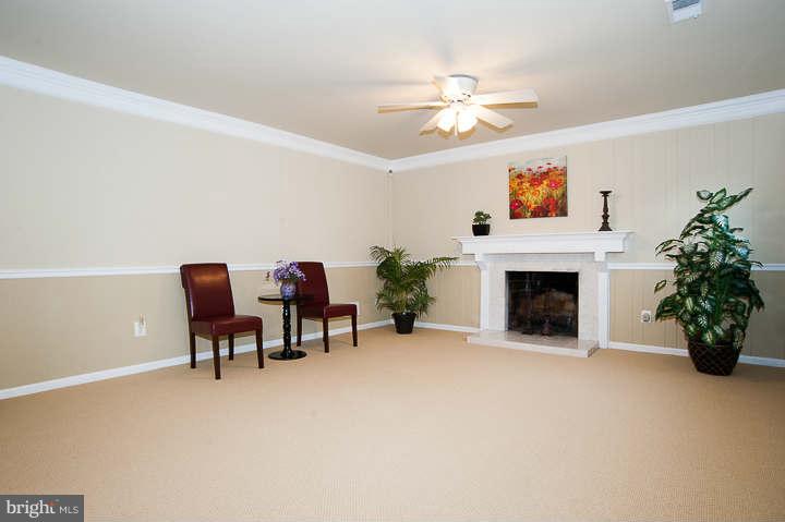 7112 Sydenstricker Road Springfield, VA 22152 - Photo 20 of 30 Family Room