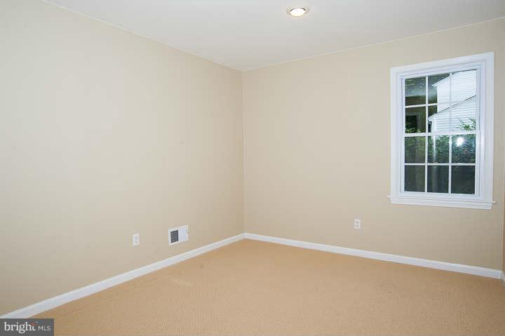 7112 Sydenstricker Road Springfield, VA 22152 - Photo 30 of 30 Bath