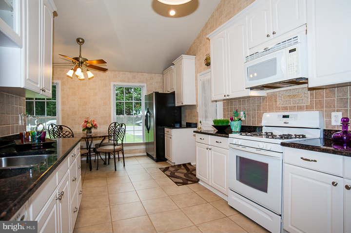 7112 Sydenstricker Road Springfield, VA 22152 - Photo 10 of 30 Kitchen