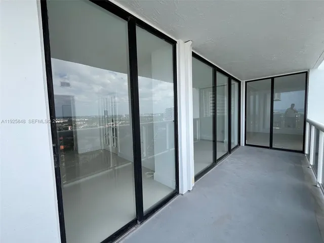 $450,000 | 20505 East Country Club Drive, Unit 2132, Aventura, FL 33180