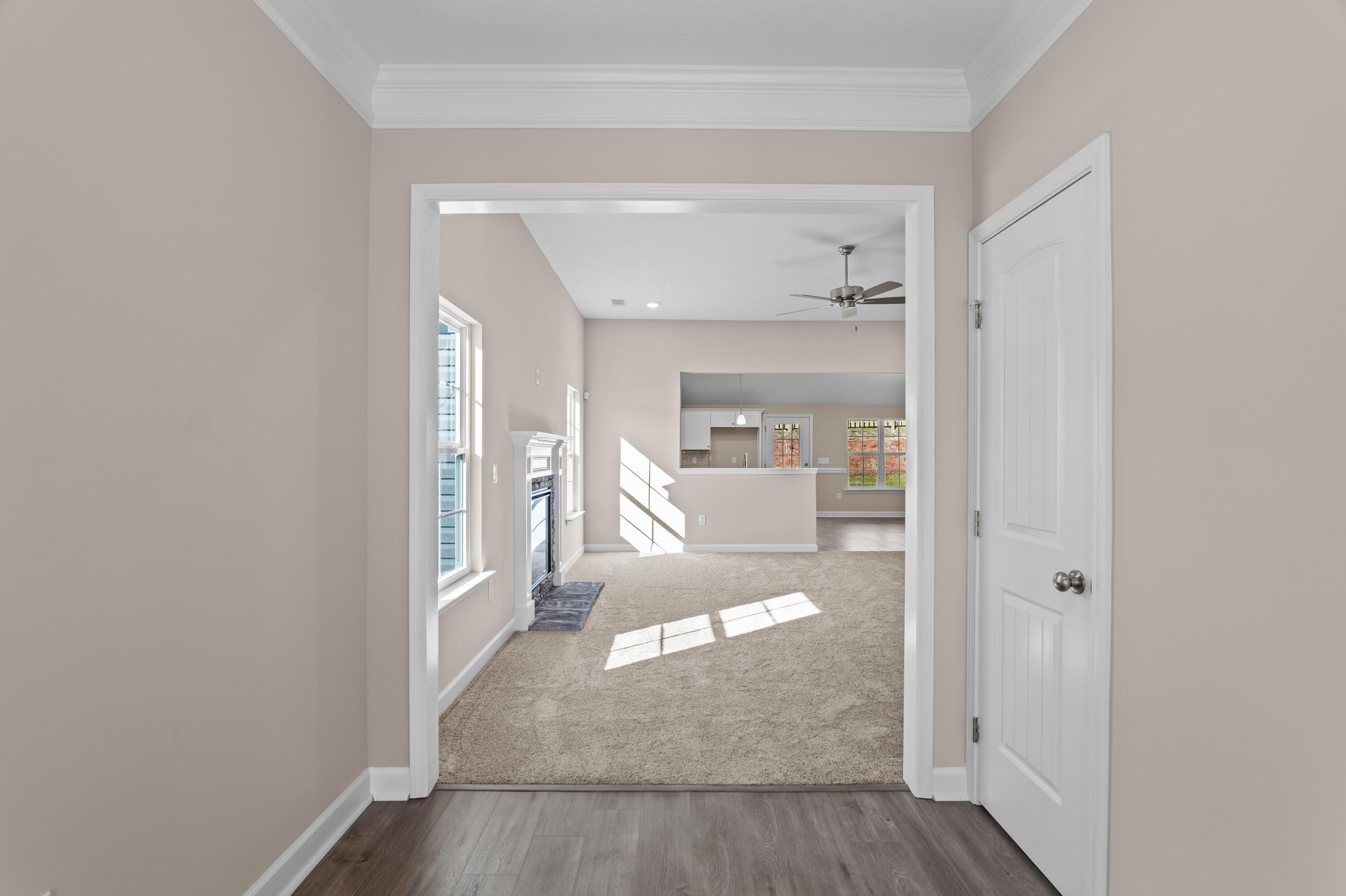 1318 Elbron Drive Augusta, GA 30909 - Photo 3 of 33 Foyer