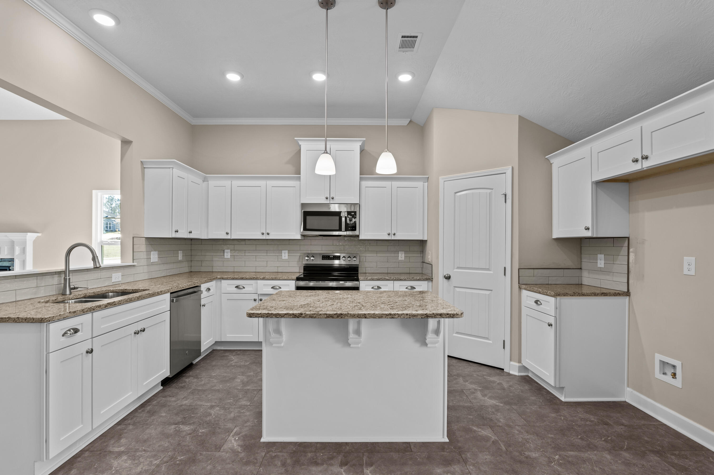 1318 Elbron Drive Augusta, GA 30909 - Photo 7 of 33 Kitchen
