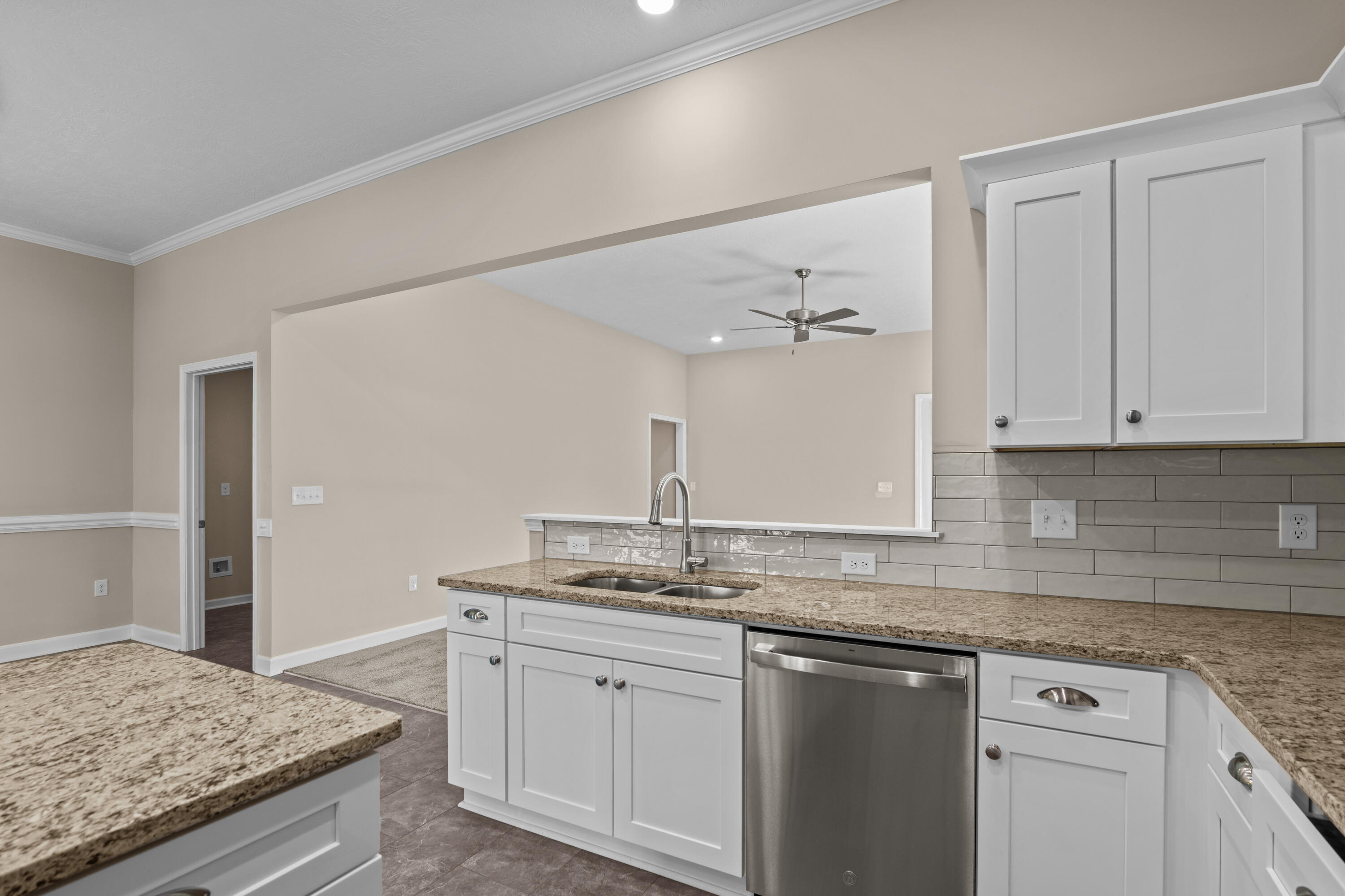 1318 Elbron Drive Augusta, GA 30909 - Photo 8 of 33 Kitchen