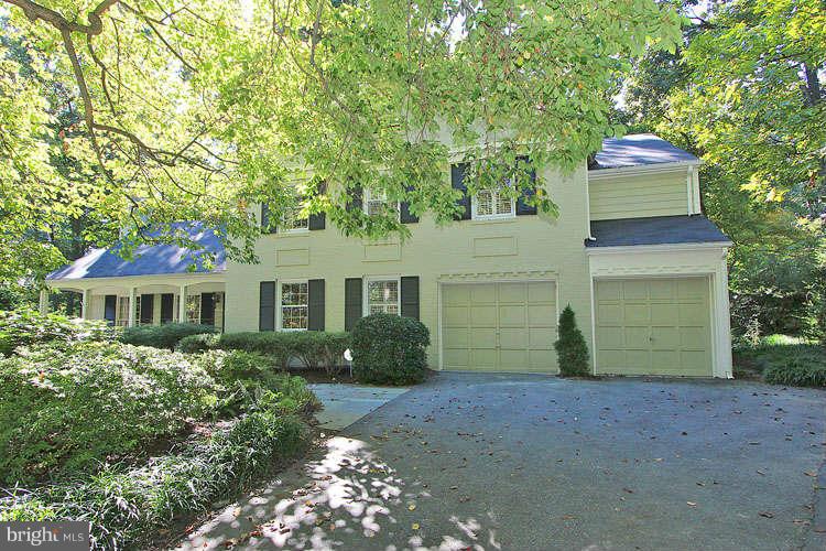 7908 Greentree Road Bethesda, MD 20817 - Photo 2 of 28 Exterior (Front)