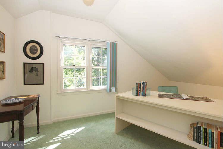 7908 Greentree Road Bethesda, MD 20817 - Photo 25 of 28 Interior (General)