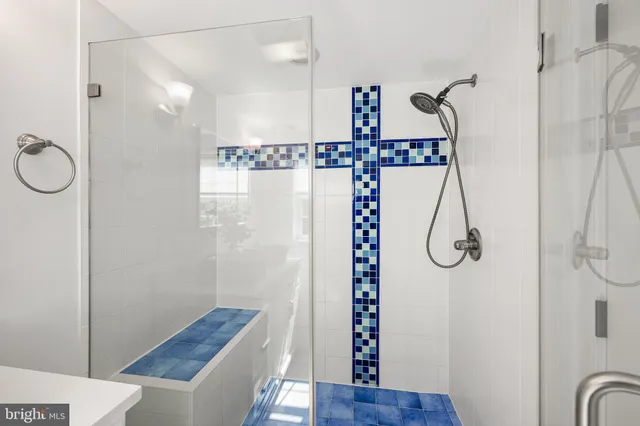 $1,875,000 | 535 6th Street Southeast, Washington, DC 20003