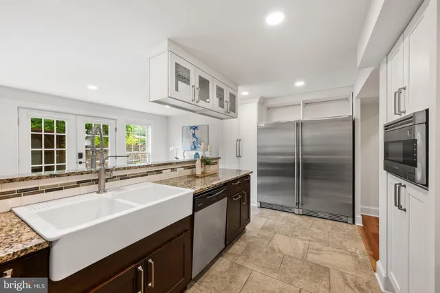 $1,875,000 | 535 6th Street Southeast, Washington, DC 20003
