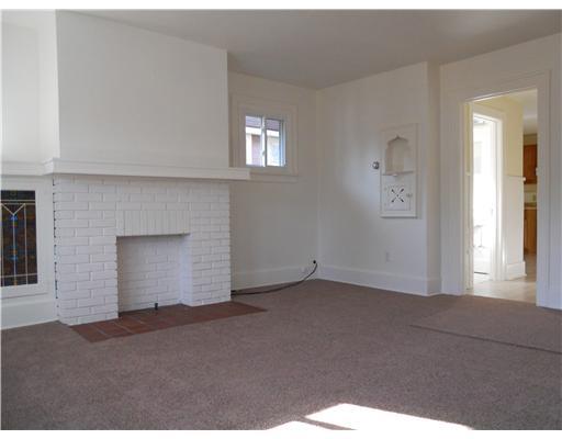 4065 Brandon Road Brighton Heights, PA 15212 - Photo 3 of 14 Living Room.