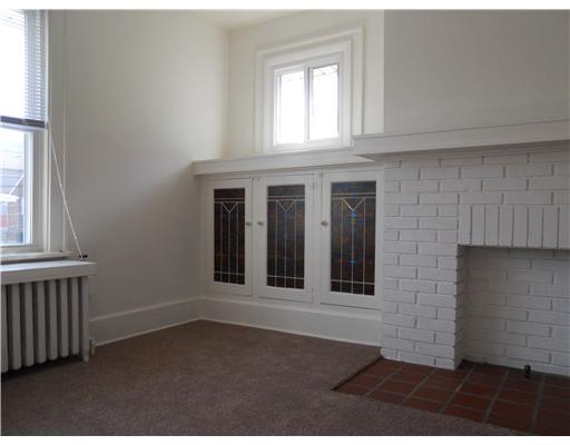 4065 Brandon Road Brighton Heights, PA 15212 - Photo 4 of 14 Living Room.