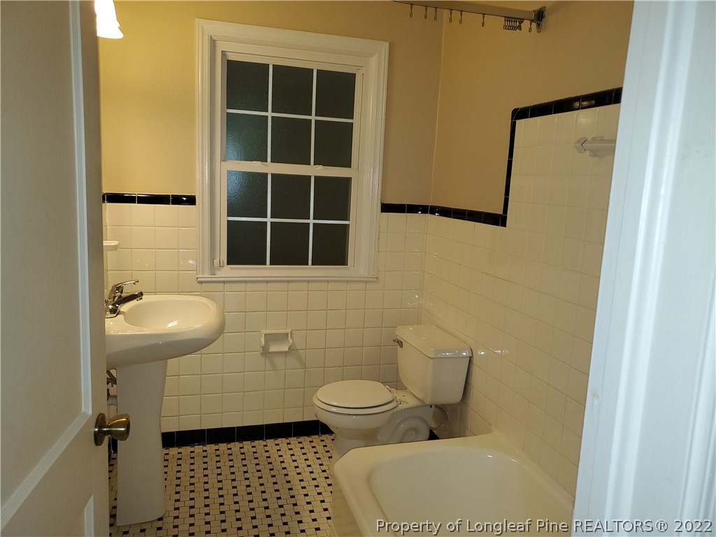 2304 Morganton Road Fayetteville, NC 28303 - Photo 9 of 15 Gallery Image 9