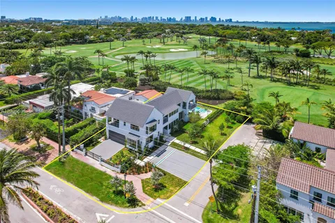 $6,995,000 | 5262 La Gorce Drive, Miami Beach, FL 33140