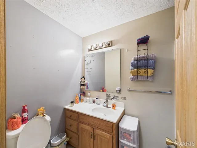 $316,000 | 14190 Country Lane, Dixon, MO 65459