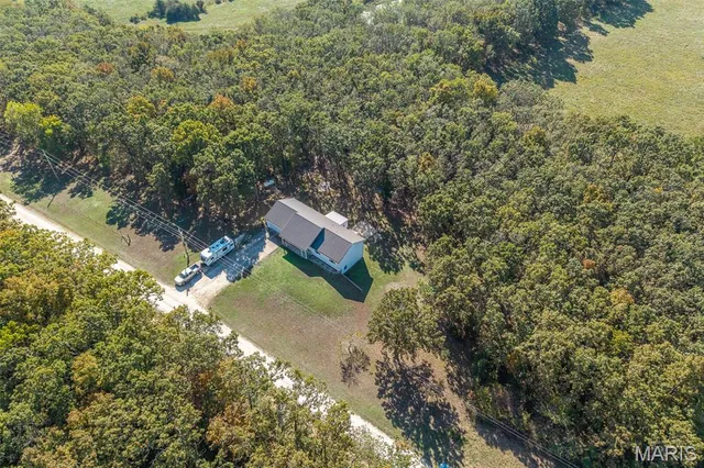$316,000 | 14190 Country Lane, Dixon, MO 65459