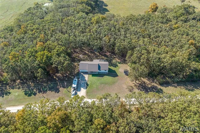 $316,000 | 14190 Country Lane, Dixon, MO 65459