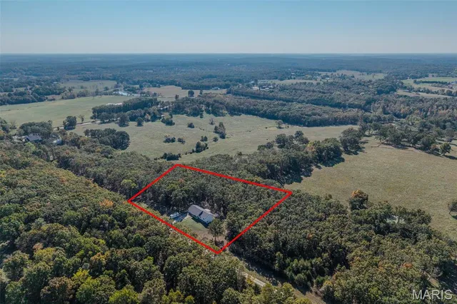 $316,000 | 14190 Country Lane, Dixon, MO 65459