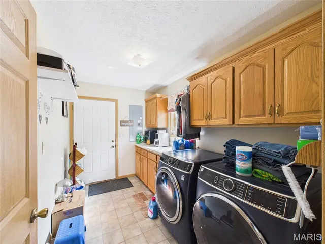 $316,000 | 14190 Country Lane, Dixon, MO 65459