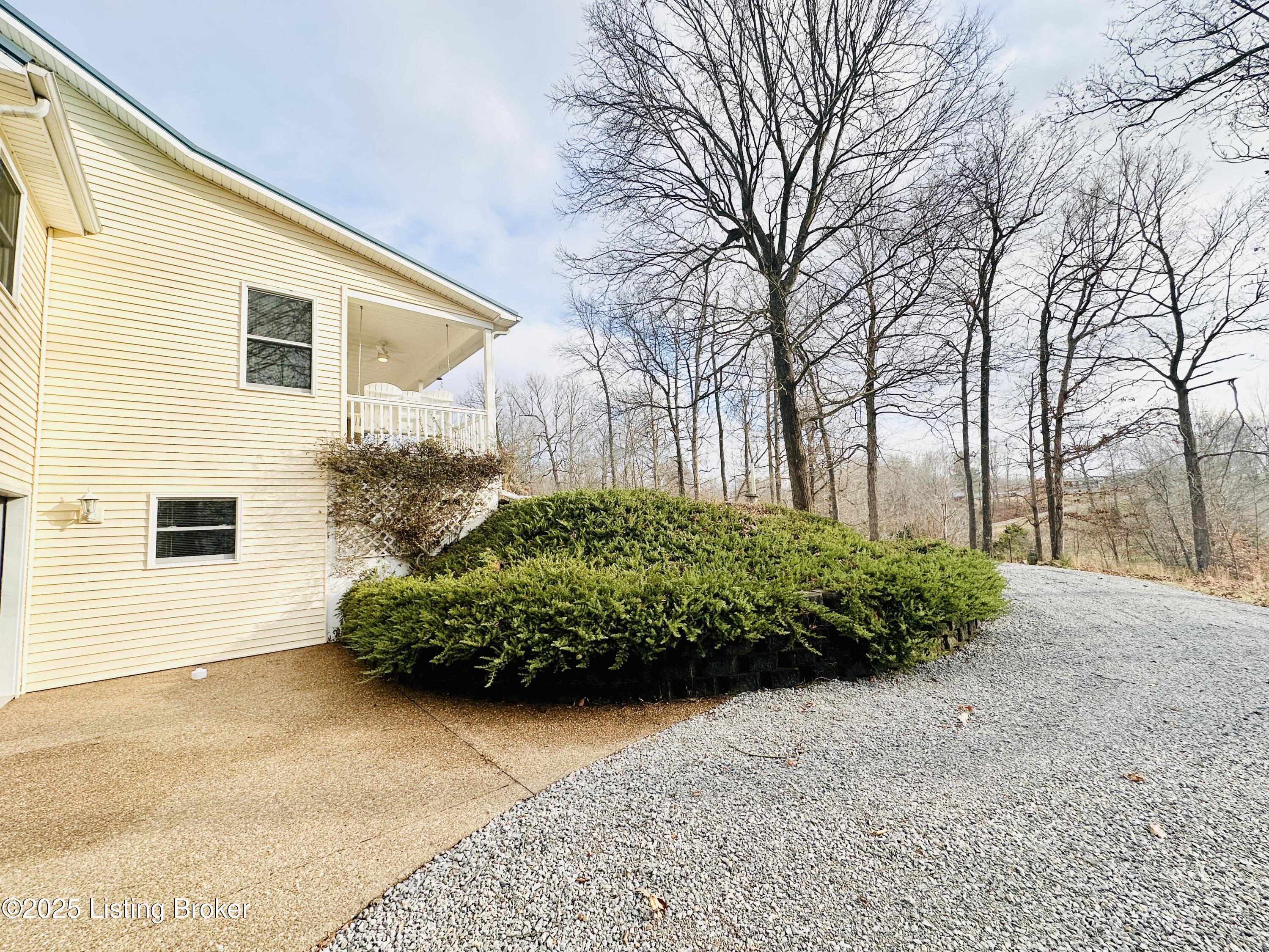 400 Cockrell Road Caneyville, KY 42721 - Photo 13 of 138 Home exterior-1