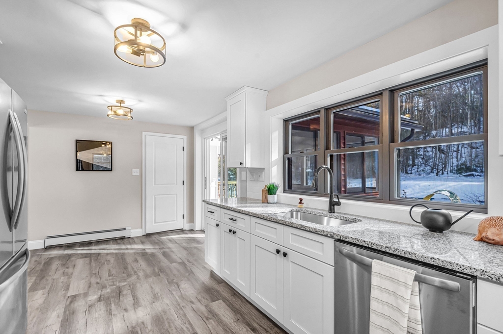 1368 Granville Road Westfield, MA 01085 - Photo 16 of 41