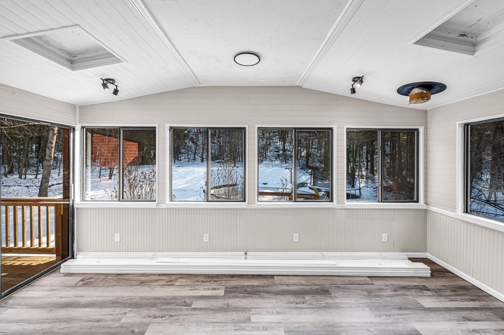 1368 Granville Road Westfield, MA 01085 - Photo 20 of 41