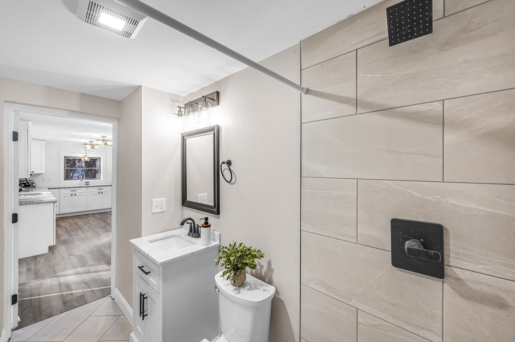 1368 Granville Road Westfield, MA 01085 - Photo 22 of 41