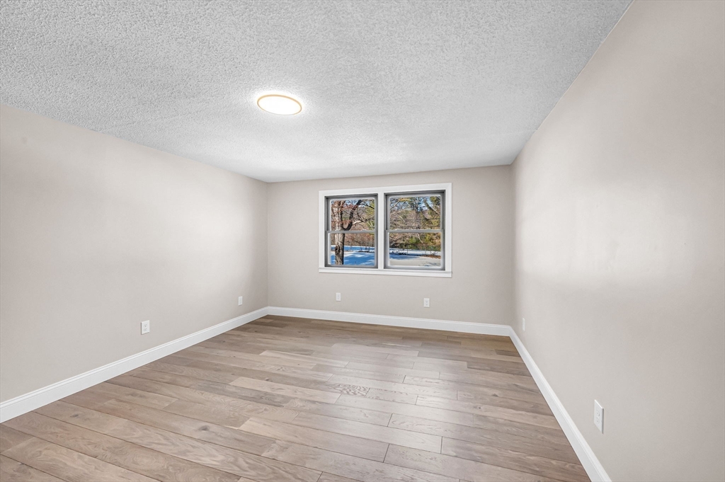 1368 Granville Road Westfield, MA 01085 - Photo 31 of 41