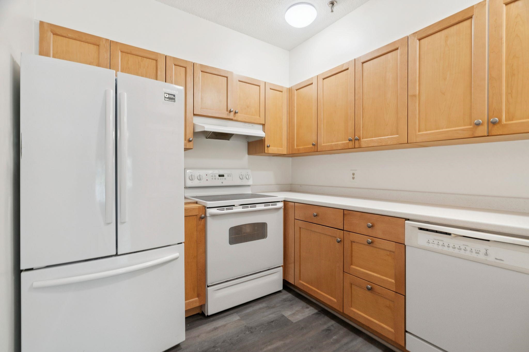 53 Lyme Road, Unit 12 Hanover, NH 03755 - Photo 8 of 34 Gallery Image 8