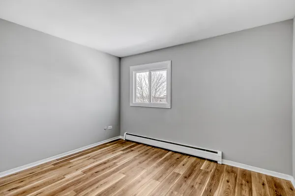 $209,000 | 147 West Elk Trail, Unit 345, Carol Stream, IL 60188