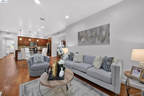 $1,139,888 | 1656 Lee Way, Milpitas, CA 95035