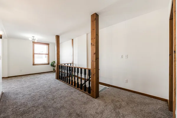 $1,100 | 318 West State Street, Unit 318, Sycamore, IL 60178