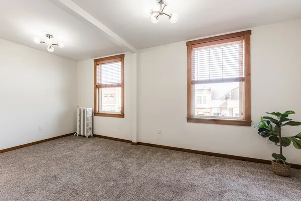 $1,100 | 318 West State Street, Unit 318, Sycamore, IL 60178