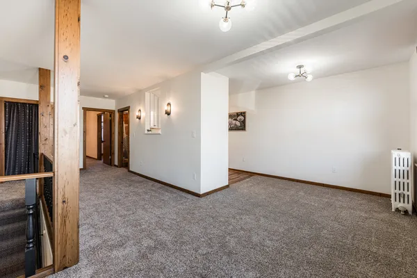 $1,100 | 318 West State Street, Unit 318, Sycamore, IL 60178