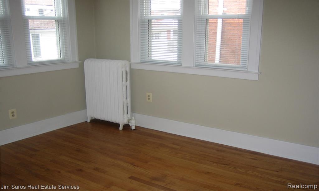 925-927 Nottingham Road Grosse Pointe Park, MI 48230 - Photo 21 of 23