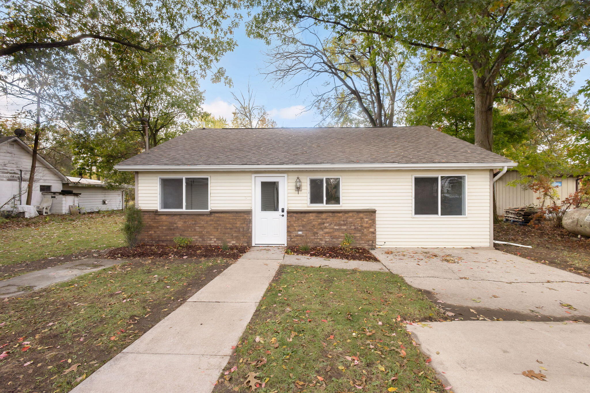 66949 Winding River Road Constantine, MI 49042 - Photo 1 of 21 1-web-or-mls-001