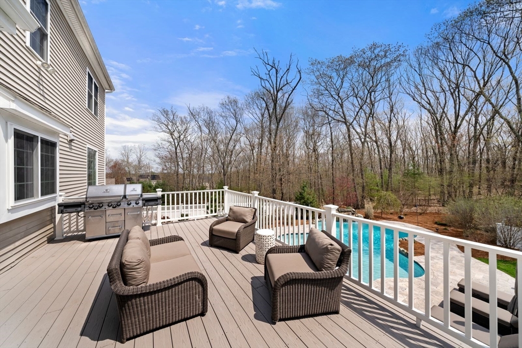 36 Connelly Hill Road Hopkinton, MA 01748 - Photo 15 of 41 Gallery Image 15