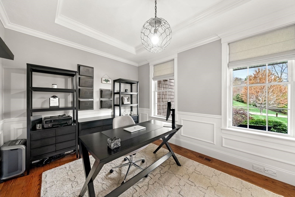 36 Connelly Hill Road Hopkinton, MA 01748 - Photo 4 of 41 Gallery Image 4