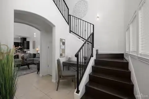 a view of entryway and hall