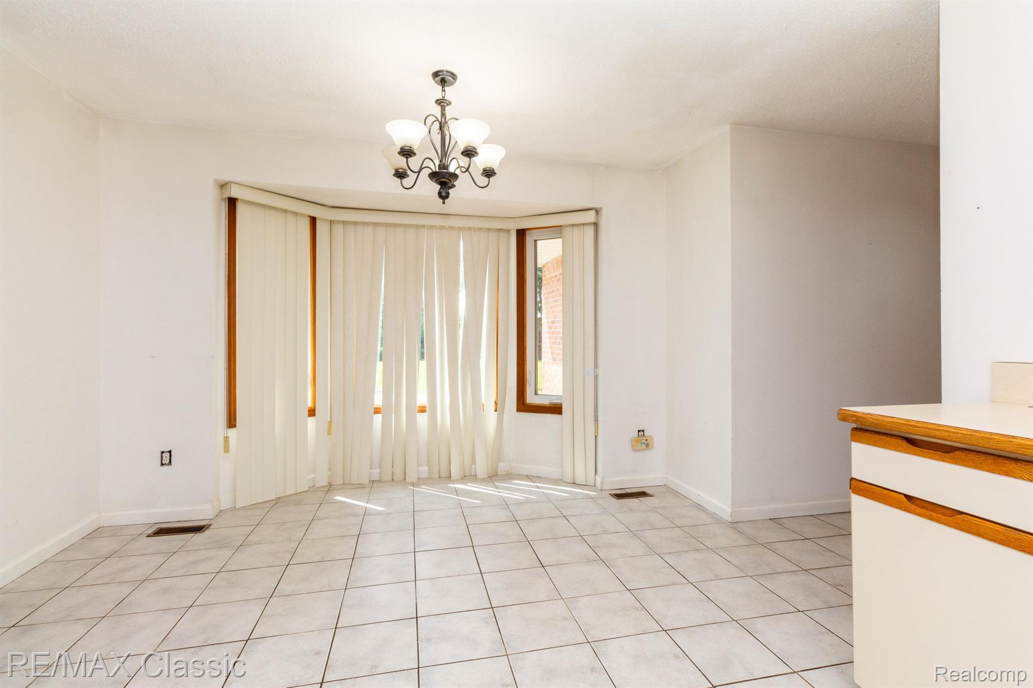 3347 Dunham Road Highland, MI 48357 - Photo 19 of 52 Gallery Image 19