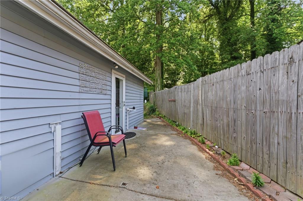 2360 Dellabrook Road Winston-Salem, NC 27105 - Photo 26 of 29
