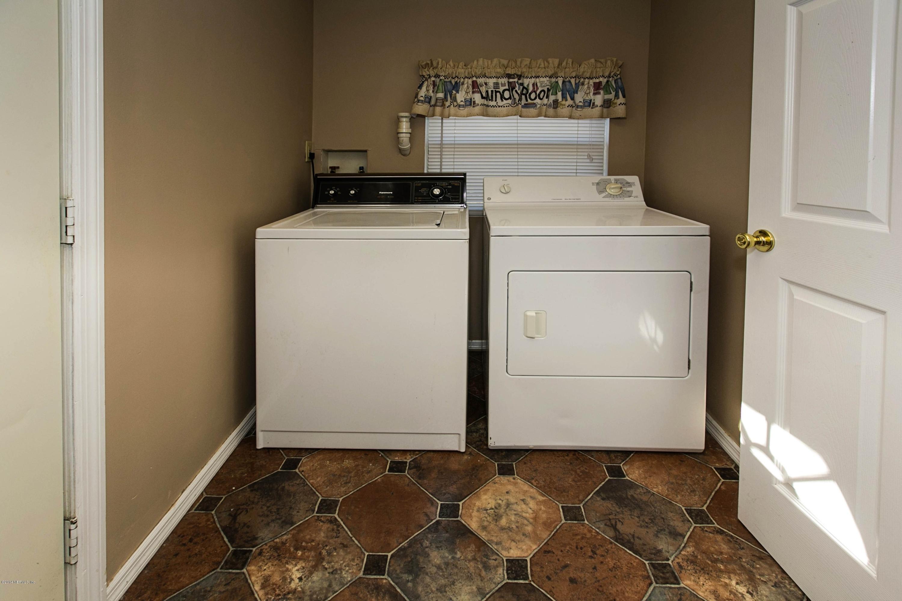 11668 Wynell Road Jacksonville, FL 32218 - Photo 13 of 17 015_Laundry
