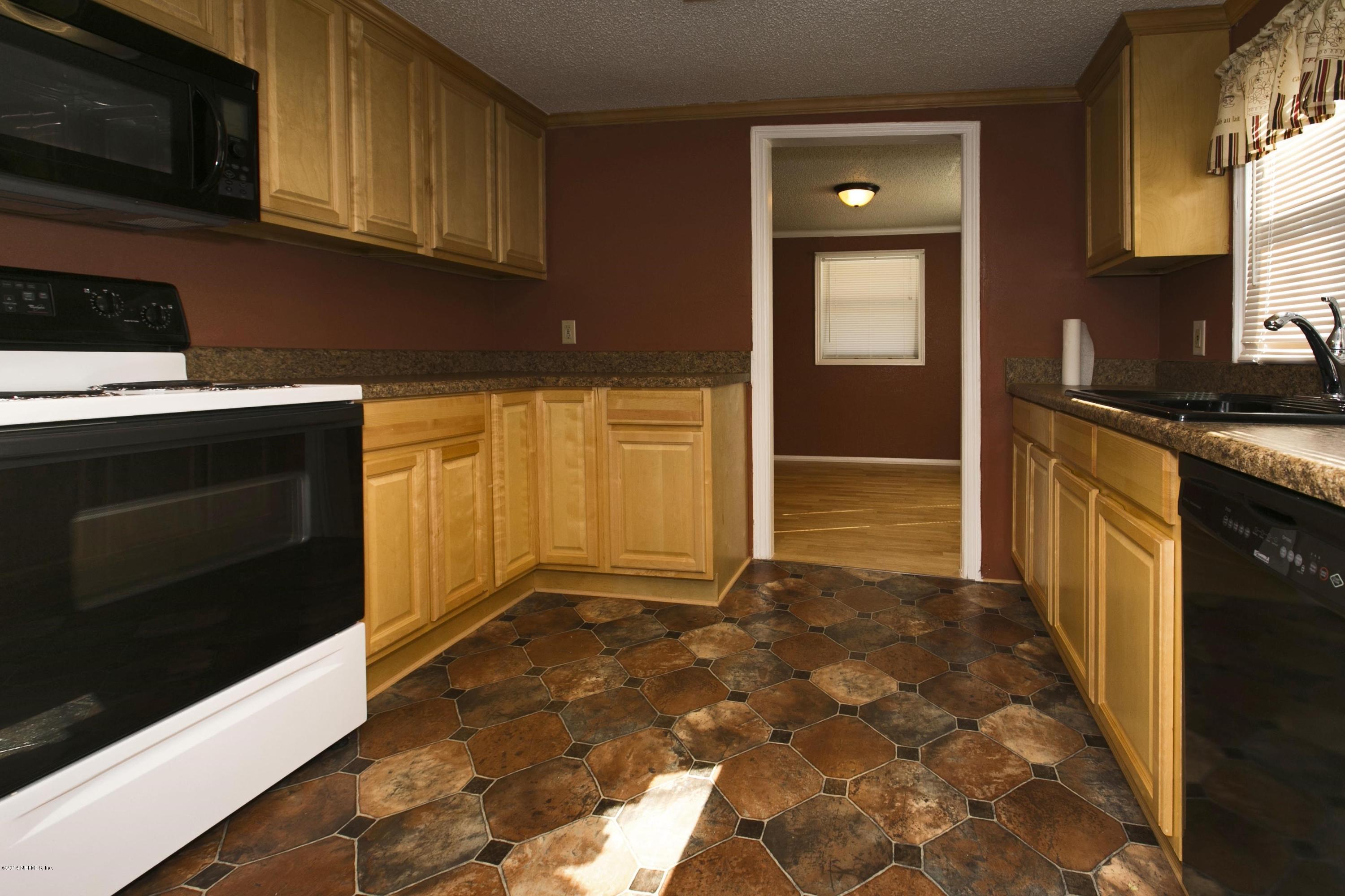 11668 Wynell Road Jacksonville, FL 32218 - Photo 5 of 17 004_Kitchen